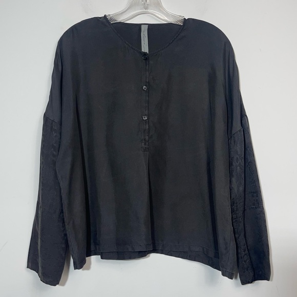 Raquel Allegra Henley Blouse Black 0 Oversized Slouchy Boxy Oriental Print Top - Picture 6 of 15